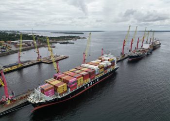 Manaus lidera importações no Brasil em 2025
