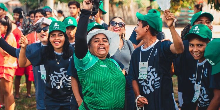 Professores da Floresta transformam vidas na Amazônia