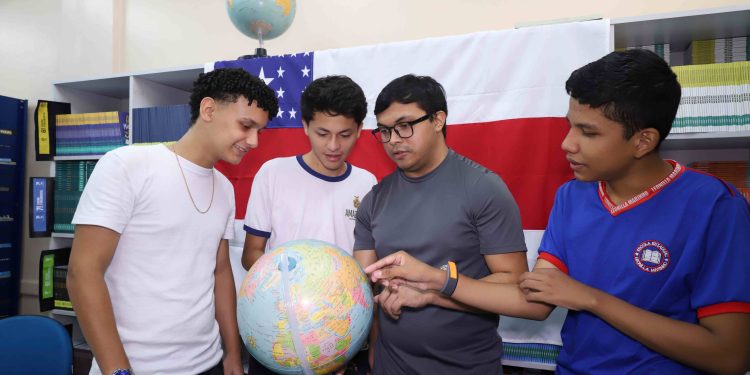 Olimpíada Brasileira de Geografia: Escola Leonilla Marinho representa o Amazonas na etapa nacional