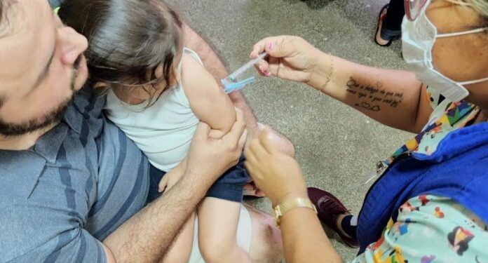 Dia D da Multivacinação mobiliza municípios do Amazonas