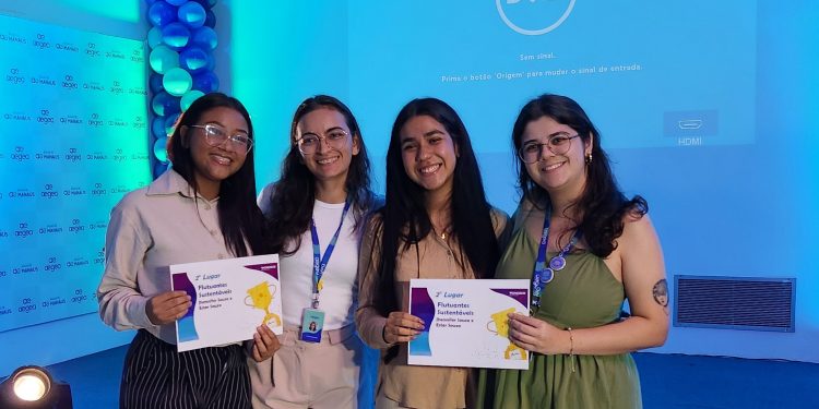 Projeto Pioneiros da Águas de Manaus forma jovens inovadores com soluções sustentáveis para o saneamento