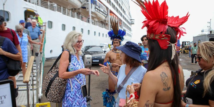 Chegada de cruzeiros a Manaus marca abertura oficial da temporada 2025 no Porto de Manaus