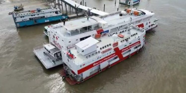 Barco Hospital São João XXIII é destaque do Amazonas na COP30 com modelo de saúde fluvial