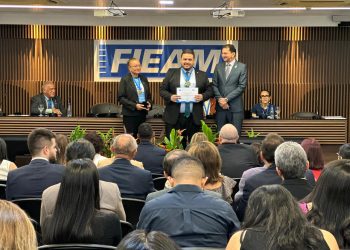 Suframa recebe homenagem do CRA-AM com Medalha do Mérito da Administração