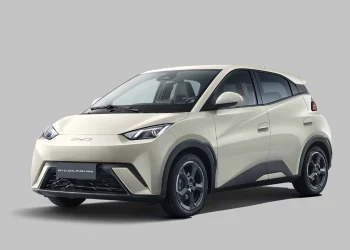 Eletromobilidade avança no Brasil e BYD se destaca como protagonista com 50 mil Dolphin Mini nas ruas