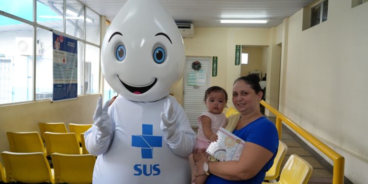 Dia D da Influenza imuniza mais de 3,6 mil pessoas em Manaus