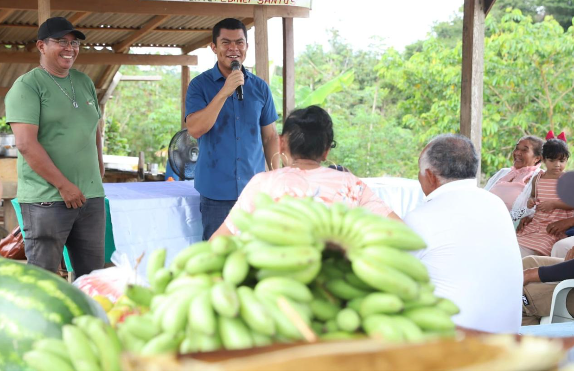 Agricultura familiar Sepror visita associação rural em Rio Preto da Eva