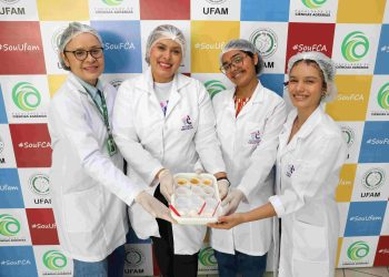 Futuras Cientistas Alunas da rede estadual desenvolvem produtos alimentícios a partir de fruto regional (