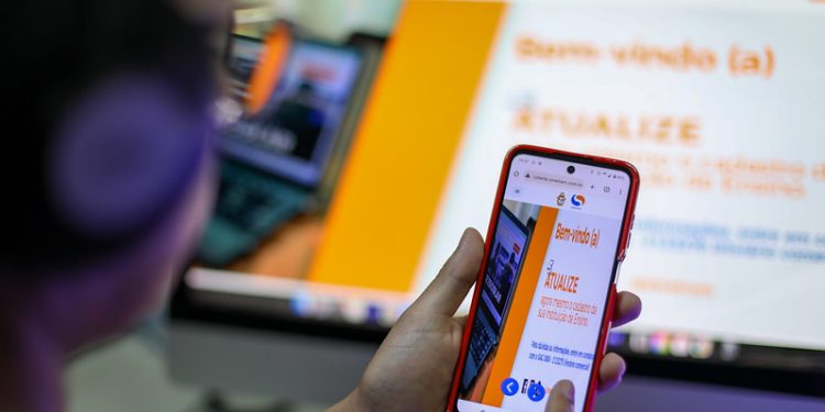 Prefeitura de Manaus orienta estudantes sobre cadastro da meia-passagem 2026