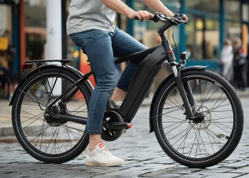 Bicicletas elétricas dobram produção no Polo de Manaus e ganham espaço no mercado brasileiro