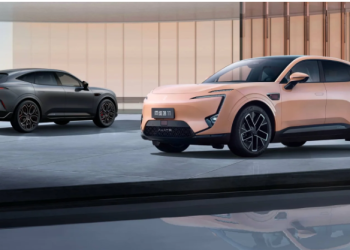 Changan planeja testar baterias de estado sólido em carros elétricos até 2026