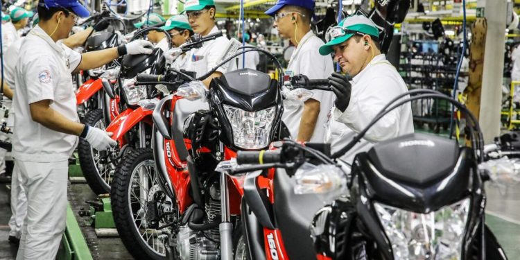 Honda alcança 32 milhões de motos produzidas na Zona Franca e celebra 50 anos em Manaus