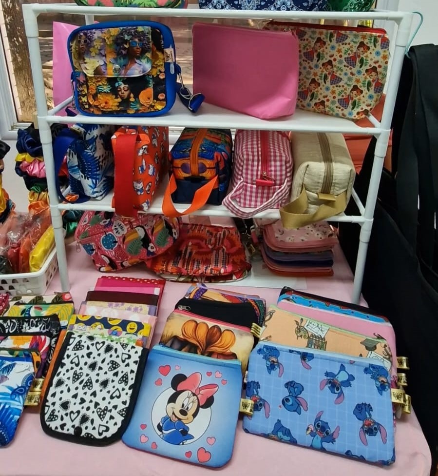 Manausprev realiza feirinha com produtos regionais e incentivo ao pequeno empreendedor 