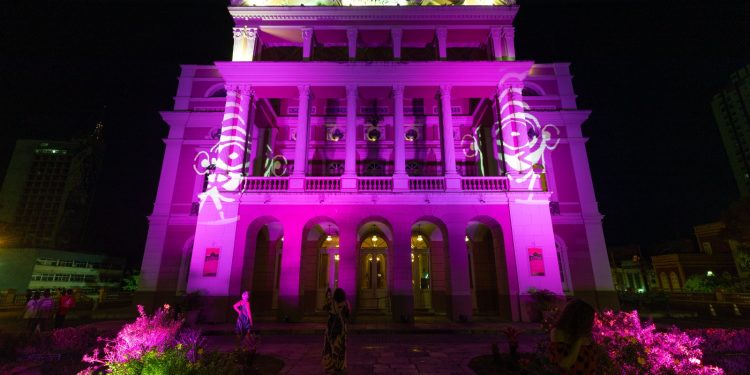 Teatro Amazonas recebe ‘Sebastião’ em homenagem aos 50 anos da Funarte