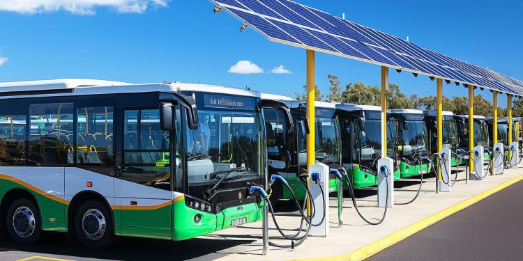 Brasil e Colômbia firmam parceria para acelerar transporte público elétrico na América Latina