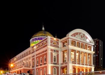 Ovam abre temporada 2026 com concerto retrospectivo no Teatro Amazonas