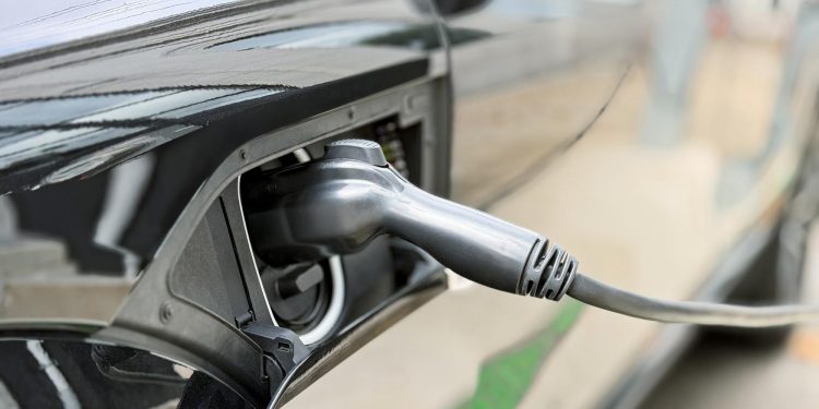 Infraestrutura de carregamento para veículos elétricos se expande no país