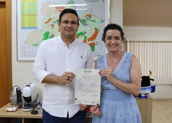 Ipaam concede licença à Fundação de Medicina Tropical para primeiro criadouro científico de escorpiões em Manaus