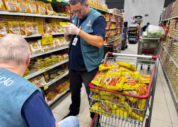Procon Manaus divulga pesquisa de preços da cesta básica em supermercados da capital