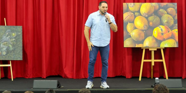 Rede municipal de Manaus prepara 14ª Feira de Ciências e lança nova edição da revista “Ciências em Rede”