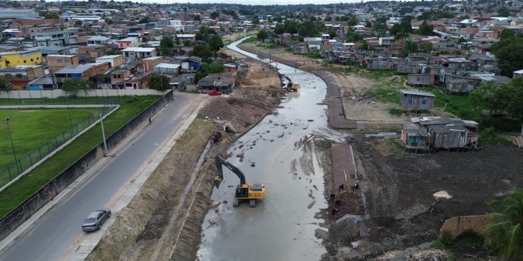 Prefeitura de Manaus avança na requalificação do igarapé do Mindu com soluções sustentáveis