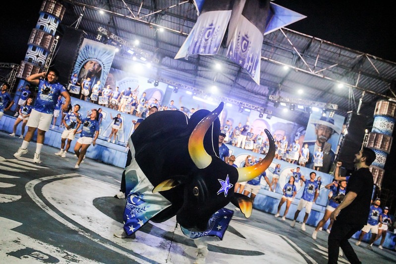 Lançamento de Parintins 2026 terá espetáculo de Caprichoso e Garantido em formato de mini festival