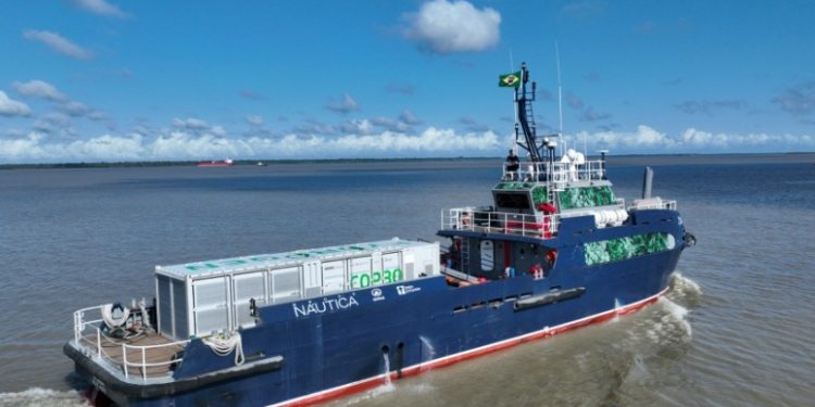 GWM apresenta barco movido a hidrogênio em viagem por portos do Brasil