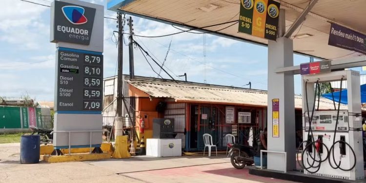 Gasolina chega a quase R$ 9 no interior do Amazonas