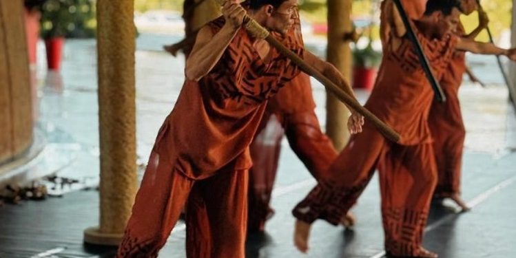 Teatro Amazonas recebe espetáculo inspirado na cultura indígena