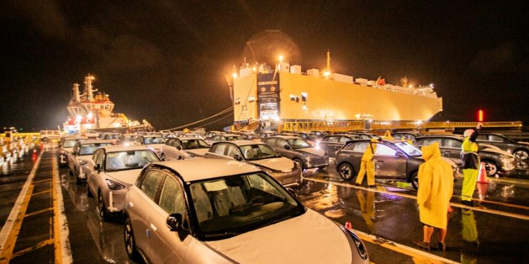 Desembarque recorde de veículos elétricos marca avanço do setor no Brasil