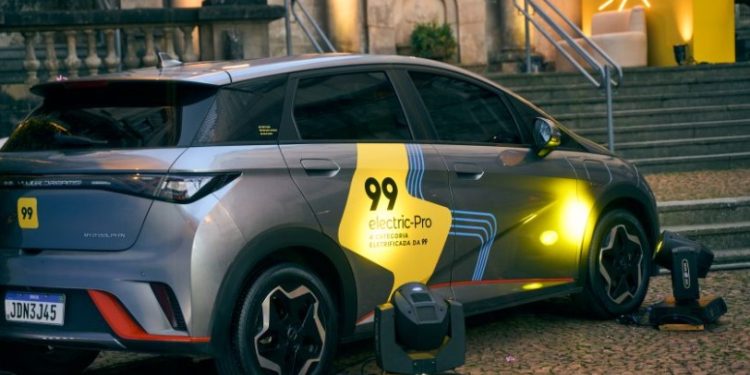 Porto Velho passa a contar com corridas de carros elétricos pelo app da 99