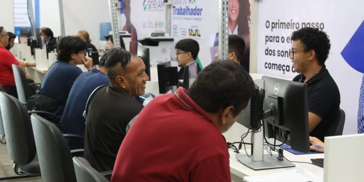 Mais de 120 vagas abertas em Manaus: confira oportunidades do Sine Amazonas