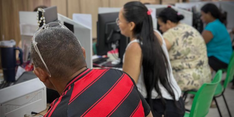 Mês do Consumidor: Defensoria Pública orienta população a buscar serviços em núcleo especializado