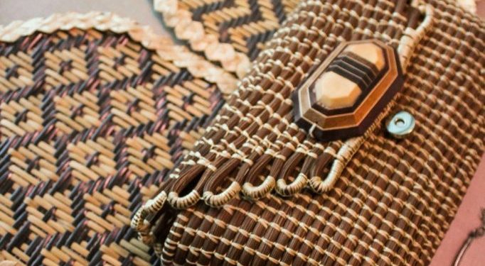 Moda sustentável com insumos da floresta impulsiona renda no Amazonas