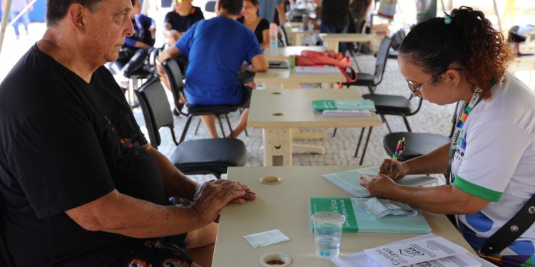 Prefeitura oferece serviços gratuitos na Ponta Negra neste domingo (12)