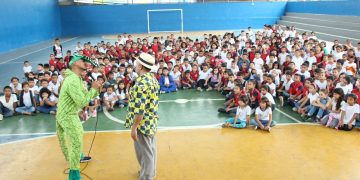 Projeto cultural leva histórias e leitura a alunos da zona rural de Manaus