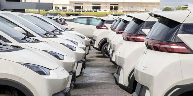 Crescimento dos carros elétricos dispara e já soma mais de 200 mil no Brasil