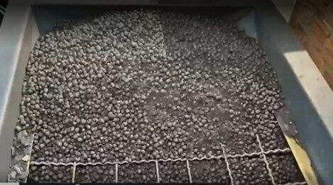 Caroço de açaí vira carvão ecológico em projeto inovador no Amapá