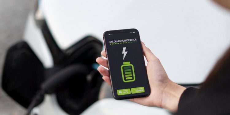Mobilidade urbana muda com alta de veículos elétricos em aplicativos