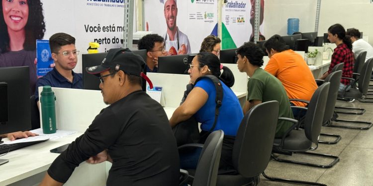 Sine Amazonas oferece 210 vagas de emprego para esta quarta-feira em Manaus