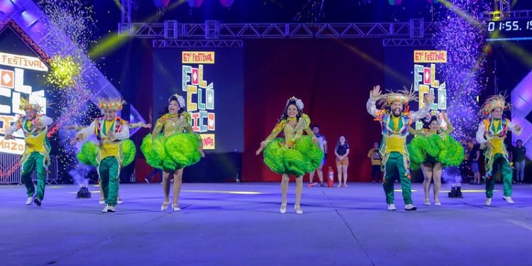 Prefeitura de Manaus lança 68º Festival Folclórico do Amazonas no mirante Lúcia Almeida