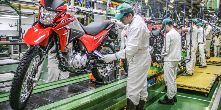 Comércio exterior do Amazonas soma US$ 1,55 bilhão em março de 2026