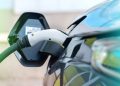 Brasil dispara nas vendas de carros elétricos e lidera crescimento global