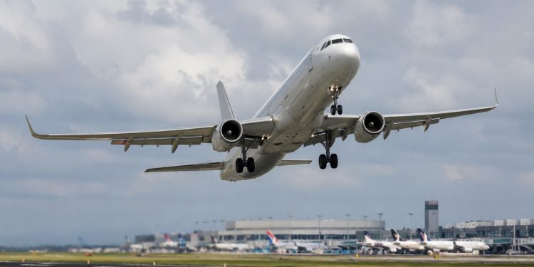 Aeroportos de Manaus e Belém impulsionam alta de voos internacionais no Norte