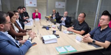 Visita da Suframa destaca planos de crescimento da Oppo e reforça expansão da marca na Zona Franca de Manaus