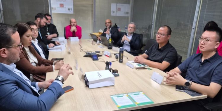 Visita da Suframa destaca planos de crescimento da Oppo e reforça expansão da marca na Zona Franca de Manaus
