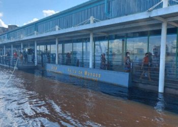 Rio Negro ultrapassa cota de inundação e atinge 27,52 metros em Manaus