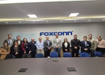 Foxconn e Suframa fortalecem diálogo sobre tecnologia e indústria no pós-Reforma Tributária