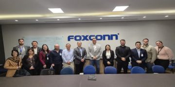 Foxconn e Suframa fortalecem diálogo sobre tecnologia e indústria no pós-Reforma Tributária