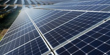 Produção de energia solar avança no país e reforça crescimento das fontes renováveis